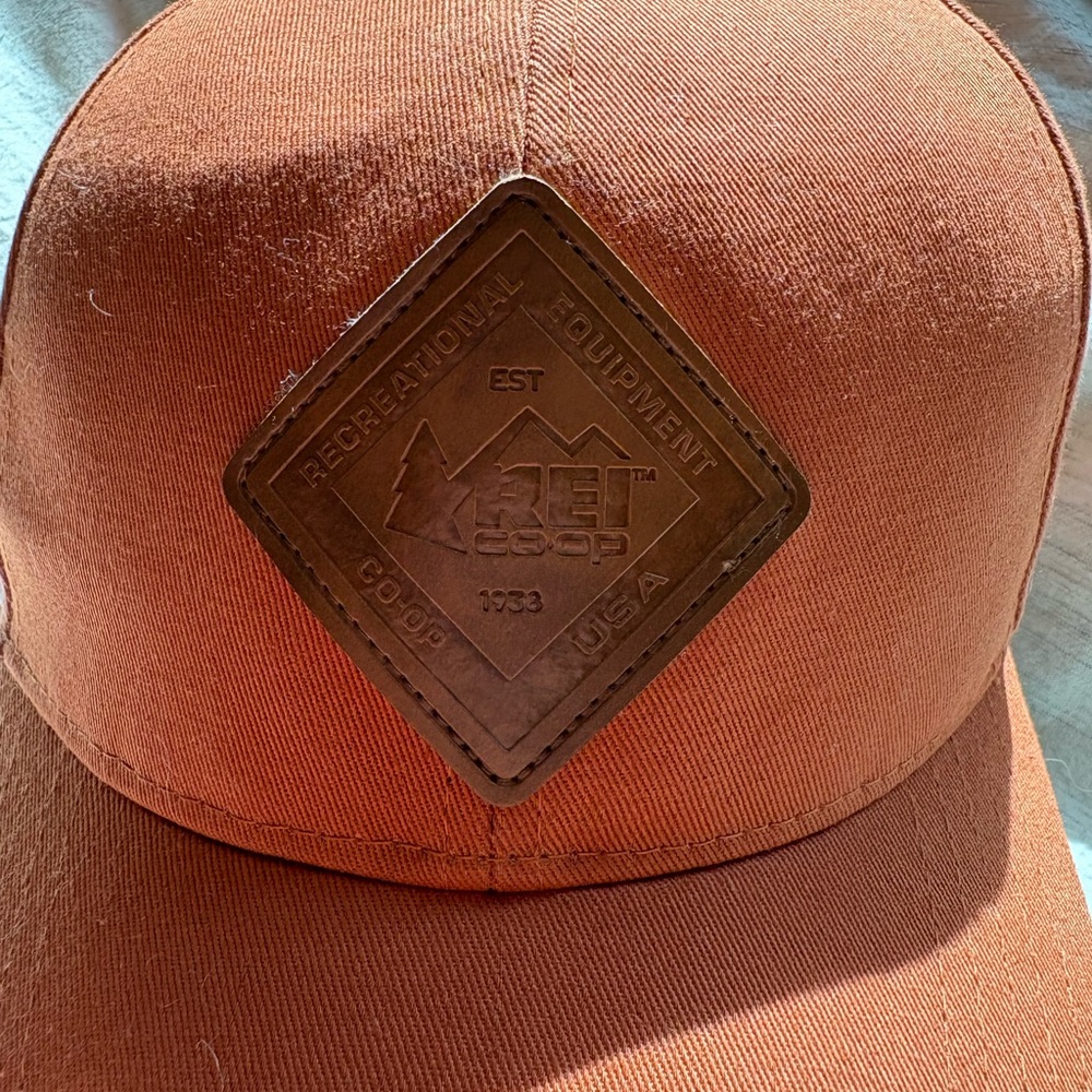 REI SnapBack - Picture 3 of 8